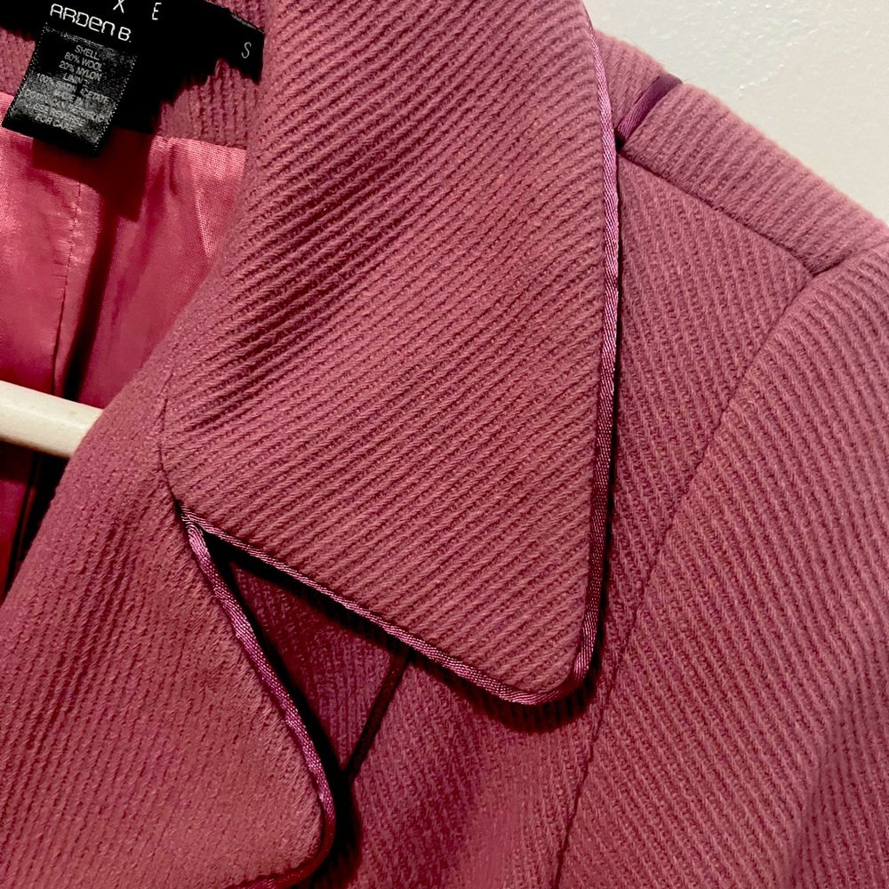 Mauve pink lapels trench coat